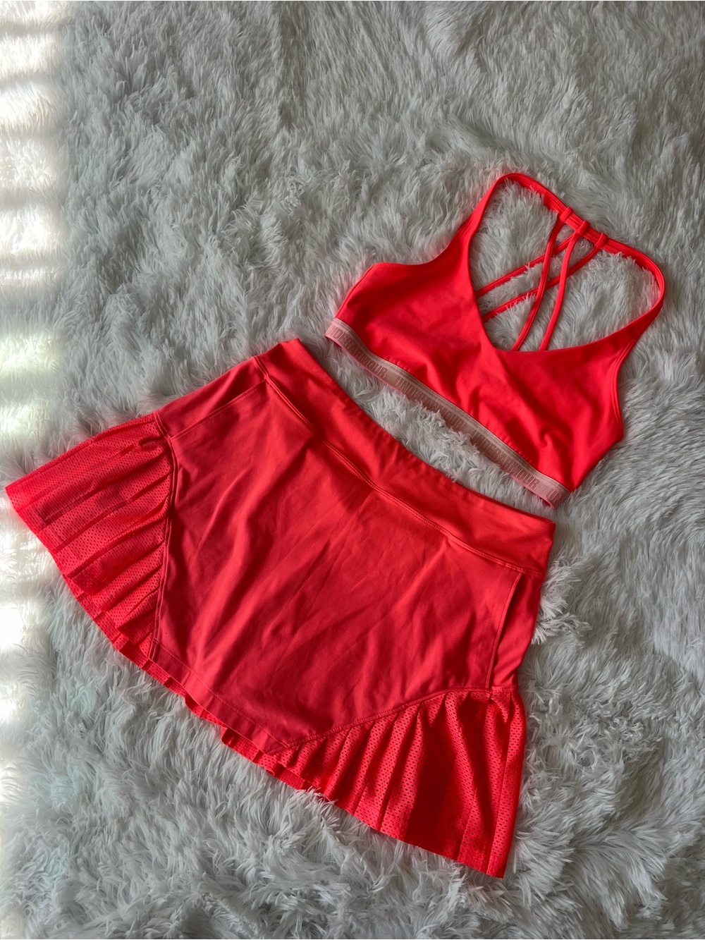Under Armour Coral Bright Pink Sports Bra + Tennis Skirt Set Size Medium